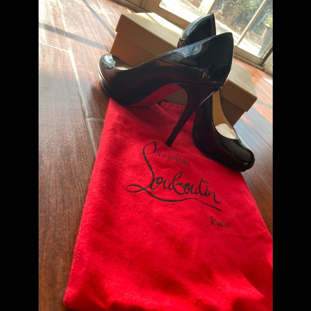 Christian Louboutin High Heels - Picture 1 of 8